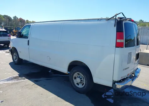 2007 Chevrolet Express Work Van из США, поврежденный, VIN 1GCGG296471223000